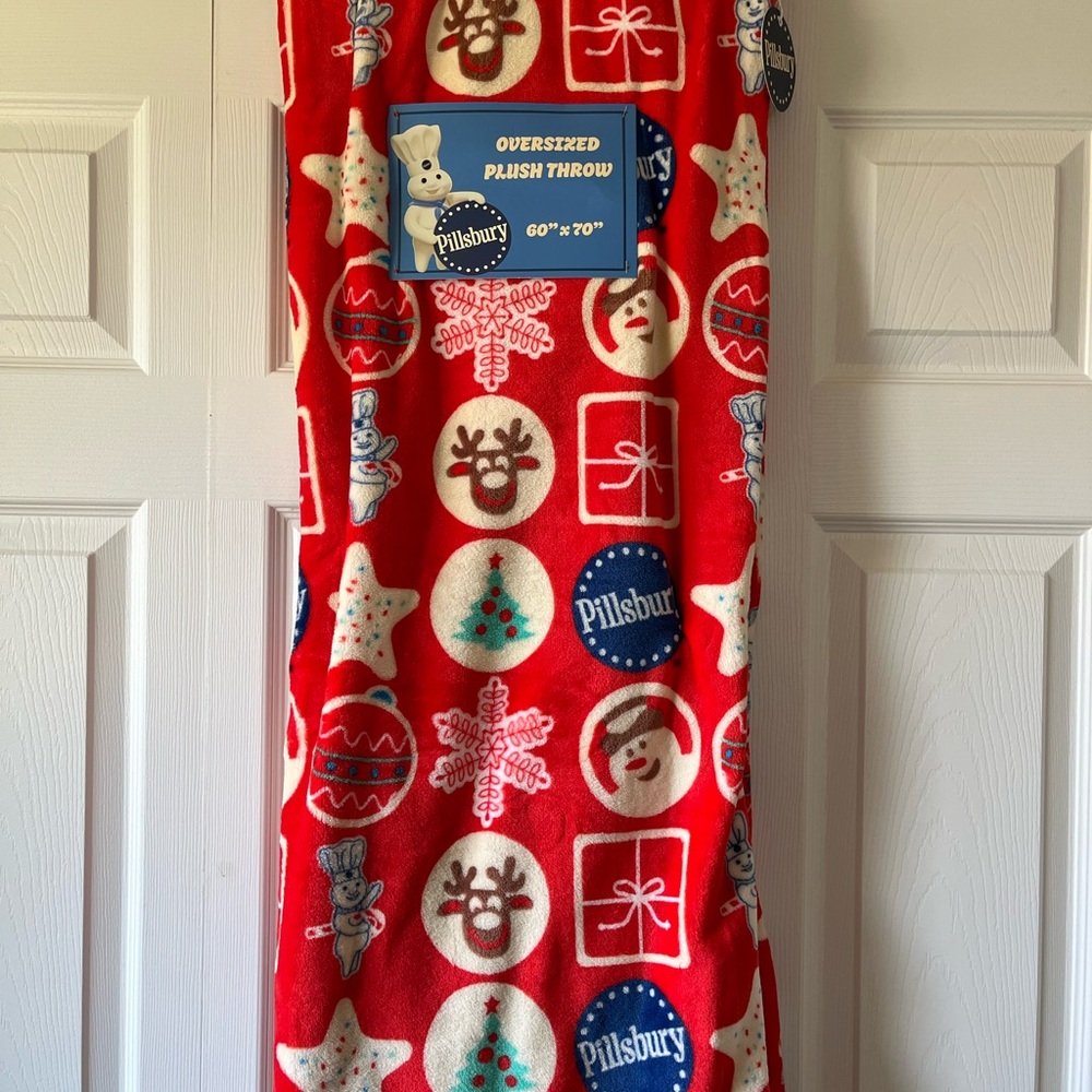 Pillsbury Red Oversized Plush Throw Blanket